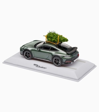 Modelik Porsche 911 Dakar (992) z choinką – Boże Narodzenie, skala 1:43