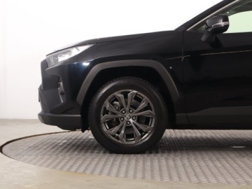 Toyota RAV4 V SUV 2.5 Hybrid Dynamic Force 218KM 2022 Toyota RAV 4 2.5 Hybrid, Salon Polska, zdjęcie 14
