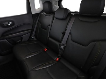 Jeep Compass II SUV 1.4 Multiair 170KM 2017 Jeep Compass Limited automat 4x4 170KM panorama, zdjęcie 16