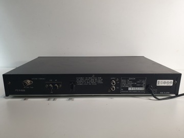 Tuner cyfrowy radio DENON TU 747
