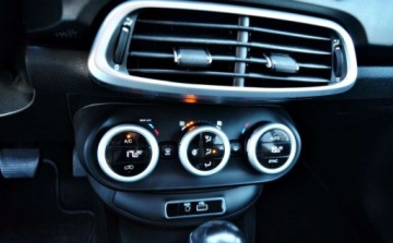 Fiat 500X Crossover 1.4 16V Mair 140KM 2016 Fiat 500X Klimatyzacja, Android Auto, Tempomat, Maly przebieg 1.4 Benzyna, zdjęcie 6