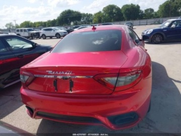 Maserati GranTurismo 2018 Maserati GranTurismo MCSPORT 2018, od ubezpieczalni 4.7 Benzyna 454KM, zdjęcie 5