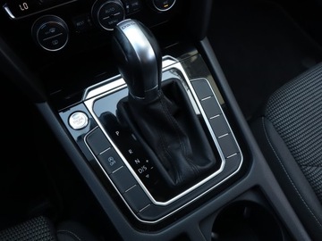 Volkswagen Arteon Fastback 1.5 TSI 150KM 2018 VW Arteon 1.5 TSI, Salon Polska, Automat, VAT 23%, zdjęcie 11