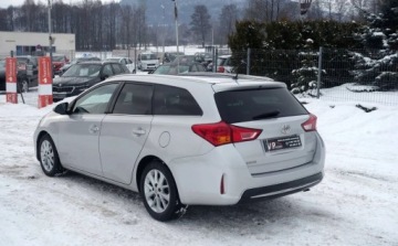 Toyota Auris II Touring Sports D-4D 90 90KM 2014 Toyota Auris 1.4D-4D 90KM 1wlascicel Bezwypadkowy Oryginalny przebieg Zero, zdjęcie 4