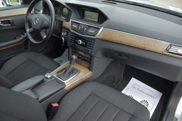 Mercedes Klasa E W212 Limuzyna 200 CGI BlueEFFICIENCY 184KM 2011 Mercedes-Benz Klasa E MERCEDES E200 184KM ELEGANCE 7G-TRONIK Xenon Navi Gw, zdjęcie 23