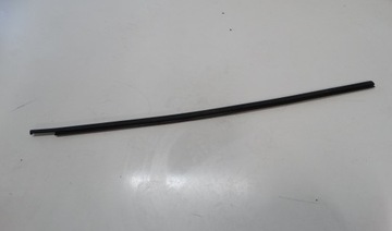 USZCZELKA SZYBY PRAWY PRZÓD VOLKSWAGEN GOLF VI