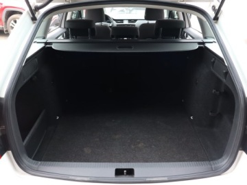 Skoda Octavia III Kombi Facelifting 1.6 TDI 115KM 2019 Skoda Octavia 1.6 TDI, Salon Polska, zdjęcie 13