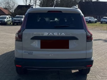 Dacia Jogger 2025 Od ręki - Journey 7-miejsc 1.8 Full Hybrid 155KM, zdjęcie 3