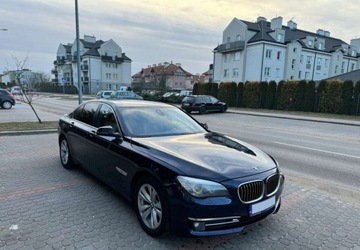 BMW Seria 7 F01 Sedan L Facelifting 730Ld 258KM 2012