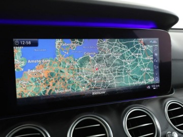 Mercedes Klasa E W213 Kombi 2.0 220d 194KM 2018 Mercedes E 220 FV-23% AMG-Line Automat Panorama, zdjęcie 24