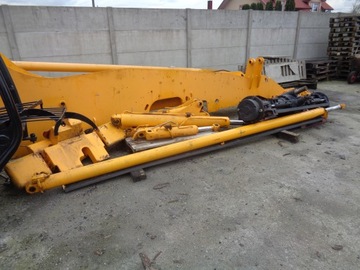 Телескопический погрузчик с телескопической стрелой JCB 535-140, рама, детали кабины