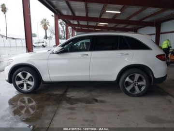Mercedes GLC C253 2019 Mercedes-Benz GLC 2019r., GLC 300, od ubezpieczalni 2.0 Benzyna 241KM, zdjęcie 3