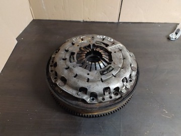 BMW E60 E90 Koło dwumasowe sprzęgło 2.0D 7638465