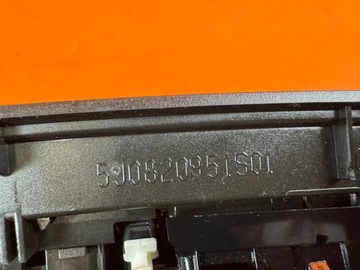 РЕШЕТКА ЦЕНТРАЛЬНОЙ ВОЗДУХА SKODA FABIA ROOMSTER 5J0820951C 5J0820951