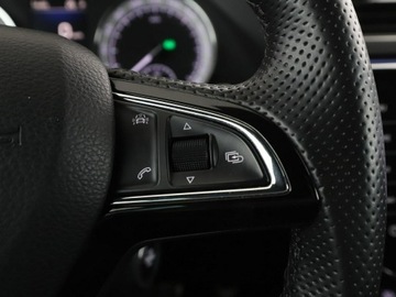 Skoda Superb III Kombi 1.8 TSI 180KM 2018 Škoda Superb Skoda Superb DSG full LED, zdjęcie 35