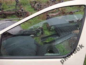 MERCEDES VANEO SKLO (OKNO) DVEŘE LEVÝ PŘEDNÍ