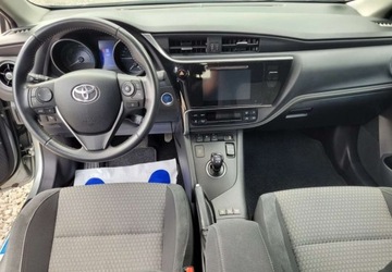 Toyota Auris II 2018 Toyota Auris Toyota Auris 1.8 Hybryda 99KM, zdjęcie 23