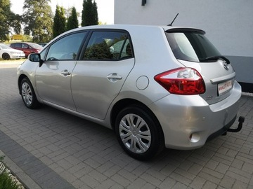 Toyota Auris I Hatchback 5d Facelifting 1.6 Valvematic 132KM 2011 Toyota Auris 1.6 Benzyna 132KM Klimatr LIFT Isofix, zdjęcie 8