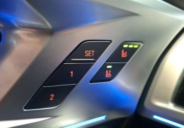 BMW XM SUV Plug-In 3.0 50e 476KM 2024 BMW XM 50 e x drive l M Fotel l Funkcja masazu dla kierowcy i pasazera l H, zdjęcie 23