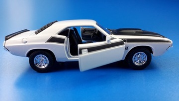 WELLY 2019 DODGE RAM 1500 ТЕМНО-КРАСНЫЙ 1:34