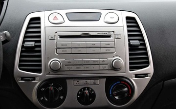 Hyundai i20 I Hatchback 5d 1.2 DOHC 78KM 2010 Hyundai i20 1.2 i Klimatyzacja 1 rok gwarancji w cenie pojazdu 1.2 78KM, zdjęcie 18