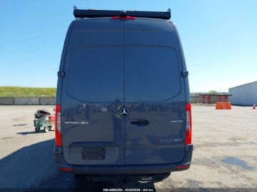 Mercedes Sprinter IV (W907/W910) 2024 Mercedes-Benz Sprinter 2500 High Roof 4-Cyl Diesel Ho 2024 2.0 Diesel 211KM, zdjęcie 4