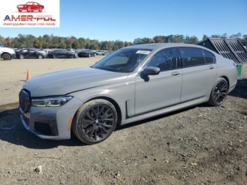 BMW Seria 7 G70 2022 BMW Seria 7 750XI 2022 4.4l 4.4 Benzyna 523KM