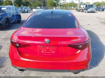 Alfa Romeo Giulia II Sedan Facelifting 2.0 Turbo 280KM 2023 Alfa Romeo Giulia Ti 2023 2.0 Benzyna 280KM, zdjęcie 4