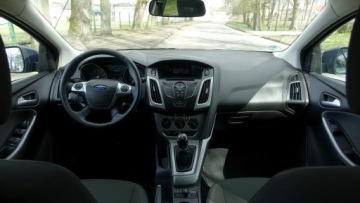 Ford Focus III Kombi 1.6 Duratec 125KM 2012 Focus . Klimatyzacja . . 2 x PDC . . Grzane Fotele , Szyby i Lusterka . ., zdjęcie 8