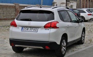 Peugeot 2008 I SUV 1.2 PureTech 110KM 2015 Peugeot 2008 Zarejestrowany Wyposazony 1.2 Benzyna 110KM, zdjęcie 9