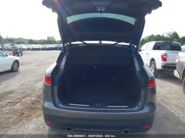 Jaguar F-Pace 2019 Jaguar F-Pace 2019r., 4x4, 2.0L 2.0 Benzyna 247KM, zdjęcie 7