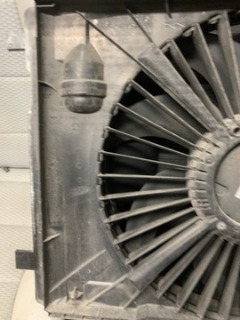 MERCEDES C CLASS W204 E CLASS W212 ПОДЪЕМНЫЙ ВЕНТИЛЯТОР ВЕНТИЛЯТОР РАДИАТОРА