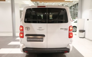 Toyota 2024 Toyota Proace Verso Verso 2.0 D4-D Long Business 2.0 Diesel 144KM, zdjęcie 4
