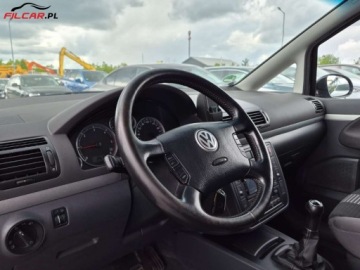Volkswagen Sharan I 2.0 TDI 140KM 2008 Volkswagen Sharan 7-Osobowy Udokumentowany przebieg Bezwypadkowy Mozliwa z, zdjęcie 4
