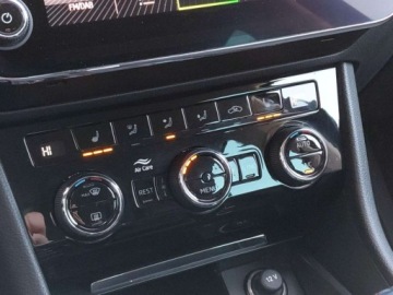 Skoda Superb III Kombi Facelifting 2.0 TDI SCR 200KM 2022 Skoda Superb 2.0TDI 200KM Style DSG SerwisASO Navi Led Virtual Kamera FV23, zdjęcie 28