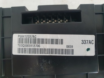 DODGE CHALLENGER 15- 3.6 PŘÍSTROJOVÁ DESKA BUDÍKY 68412337AC