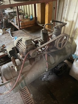 KOMPRESOR PRL 140 L 380 V SPRAWNY