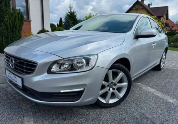 Volvo S60 II Sedan Facelifting 2.0 D2 DRIVE-E 120KM 2016 Volvo S60 2.0 Diesel 120KM