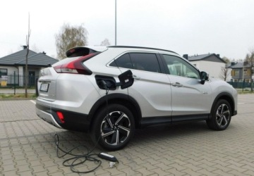 Mitsubishi Eclipse Cross SUV PHEV 2.4 188KM 2022 Mitsubishi Eclipse Cross 2,4 PHEV z Gwarancja Model 2023r 2.4 188KM, zdjęcie 2