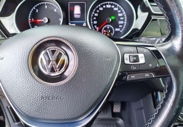 Volkswagen Touran III 2.0 TDI 150KM 2017 Volkswagen Touran Volkswagen Touran 2.0 TDI BMT Highline DSG 2.0 Diesel, zdjęcie 18