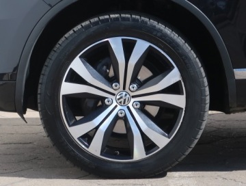 Volkswagen Touareg II SUV 3.0 V6 TDI BlueMotion 240KM 2011 VW Touareg 3.0 TDI, 236 KM, 4X4, Automat, zdjęcie 14