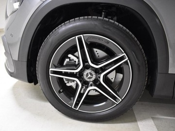 Mercedes GLB SUV 1.3 200 163KM 2025 MERCEDES-BENZ GLB 200 AMG Line Suv 1.3 163KM 2025, zdjęcie 13