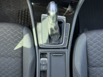 Volkswagen Golf VII Variant Facelifting 1.6 TDI-CR DPF BMT 115KM 2019 Volkswagen Golf Variant 1.6 TDI DSG 2019 Join, zdjęcie 26