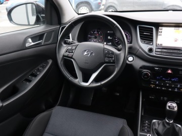 Hyundai Tucson III SUV 2.0 CRDI 136KM 2017 Hyundai Tucson 2.0 CRDi, VAT 23%, Navi, Klima, zdjęcie 6