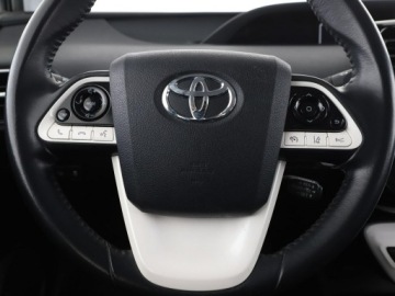 Toyota Prius IV Hatchback 1.8 Hybrid 122KM 2019 Toyota Prius FV23% Executive PHEV skóra grzane, zdjęcie 20