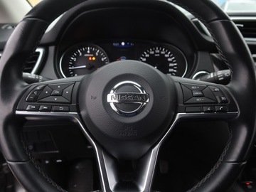 Nissan Qashqai II Crossover Facelifting 1.3DIG-T 140KM 2020 Nissan Qashqai 1.3 DIG-T, Salon Polska, zdjęcie 19