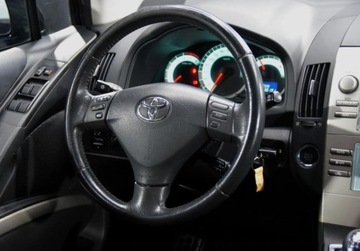 Toyota Corolla Verso E120 1.8 VVT-i 130KM 2007 Toyota Corolla Verso 1.8 benzyna 7 miejsc Klimatronic 1.8 Benzyna 129KM, zdjęcie 12