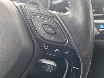 Toyota C-HR I Crossover Facelifting 2.0 Hybrid Dynamic Force 184KM 2020 Toyota C-HR 2.0 Hybrid Style Toyota C-HR 2.0 Hybri, zdjęcie 18