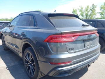Audi Q8 2021 Audi Q8 2021 AUDI Q8 PREMIUM PLUS 55 TFSI QUATTRO TIPTRONIC 3.0 Benzyna, zdjęcie 4