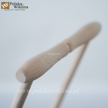 WÓZEK DLA LALEK WIKLINOWY PEŁNE OBSZYCIE BEŻOWE WRAZ Z POMPONAMI